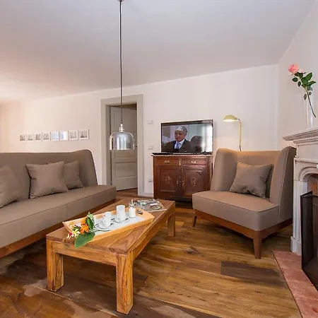 Felice Sul Lago Vakantiehuis Sala Comacina