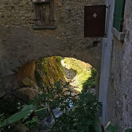 Felice Sul Lago Vakantiehuis