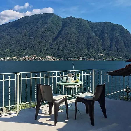 Felice Sul Lago Vakantiehuis Sala Comacina